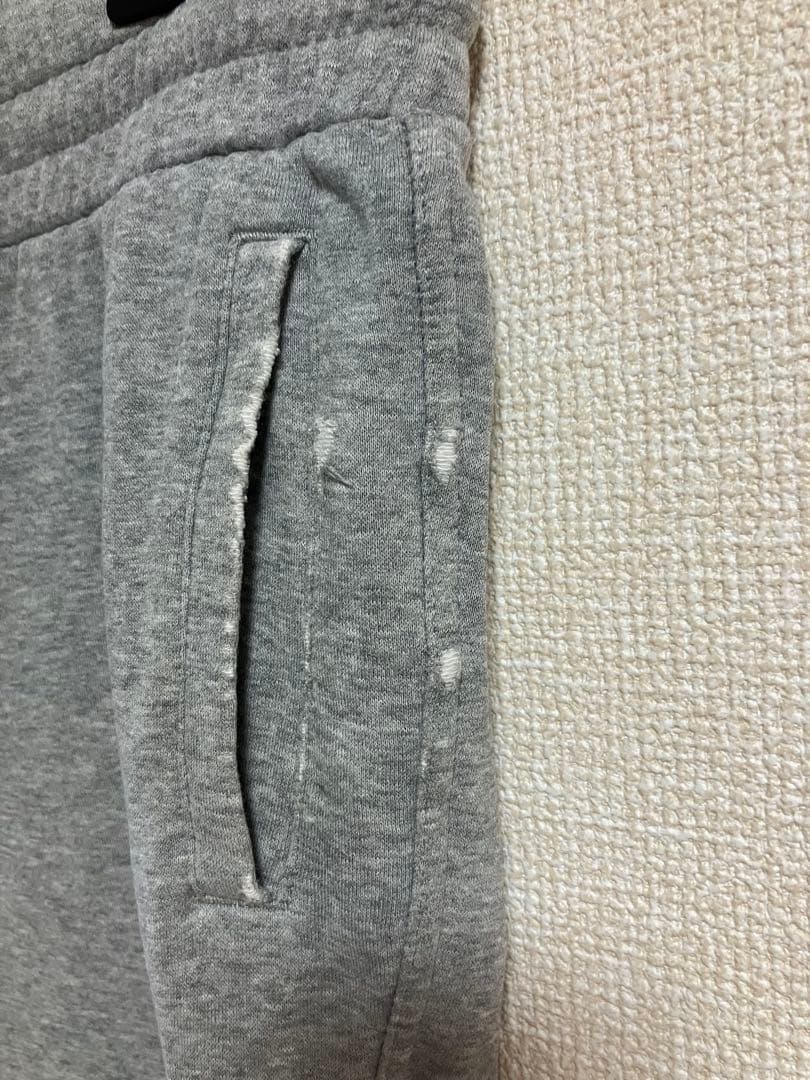 大人気FCRB×NIKE コラボ　グレー フルジップジャージ