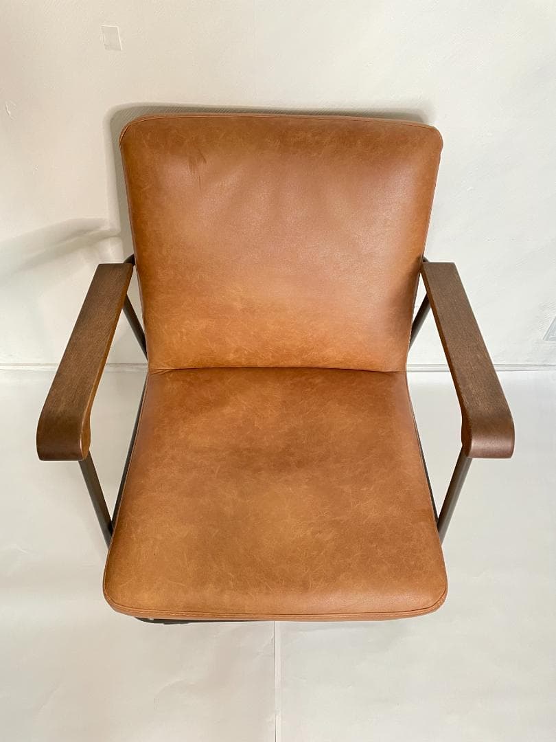 キャップ　1人掛けソファ　リサイクルレザー　木製