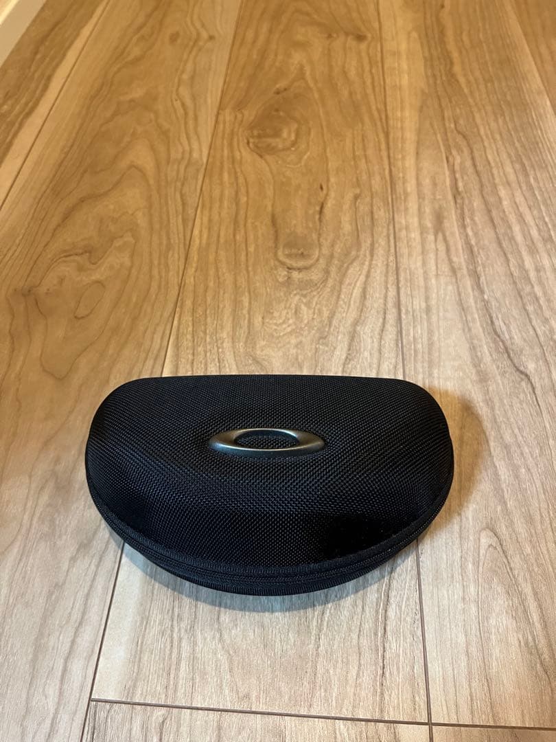 1/25最終値下　Oakley スポーツサングラス ケース付き　オーダー