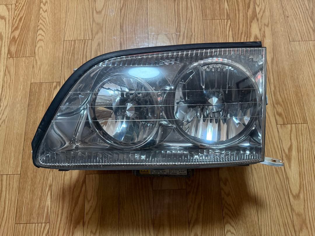 z*r様 極美品 TOYOTA 20セルシオ 純正 後期 左右ヘッドライト 刻印