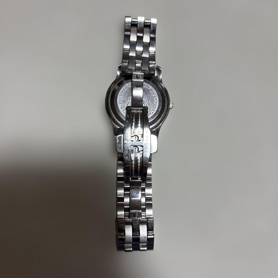 GUCCI 時計　シルバー