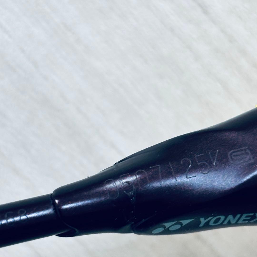 美品 アストロクス100zz 3U G5 クレナイ　astrox バドミントン