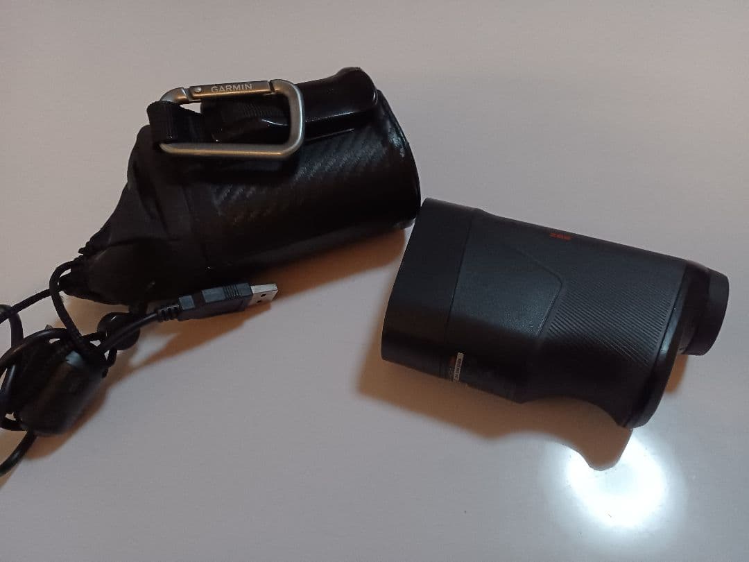 GARMIN ガーミン　Z28　ゴルフ用距離計スコープ 本体と収納ケース