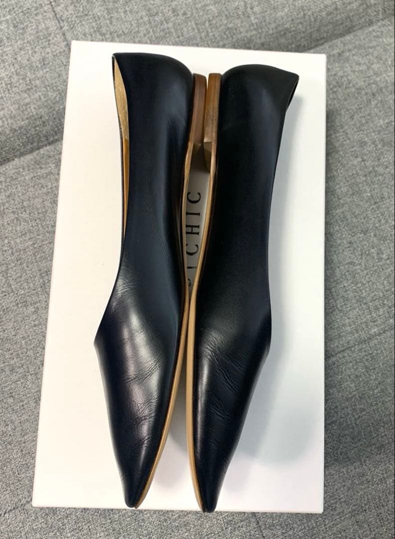 PIPPICHIC ブラック フラットシューズ　★未使用品