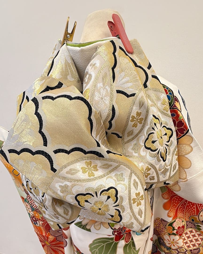 白地　上品な梅と菊の古典振袖フルセット