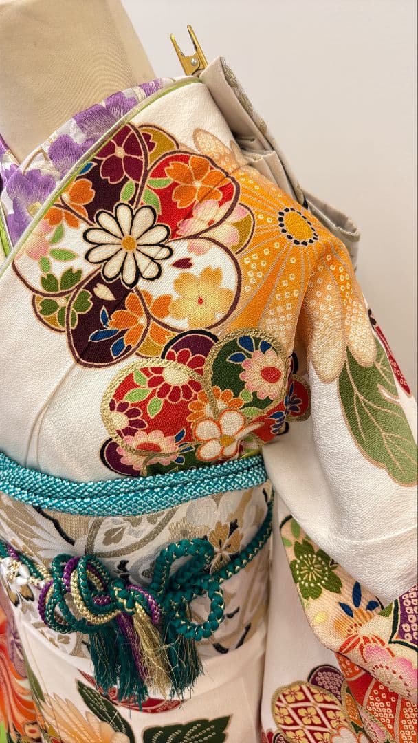 白地　上品な梅と菊の古典振袖フルセット