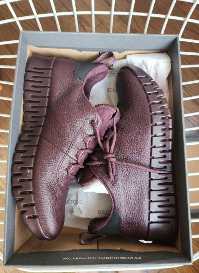 ecco エコー　グルーブ　ゴアテックス　シボレザー　スニーカー　40センチ