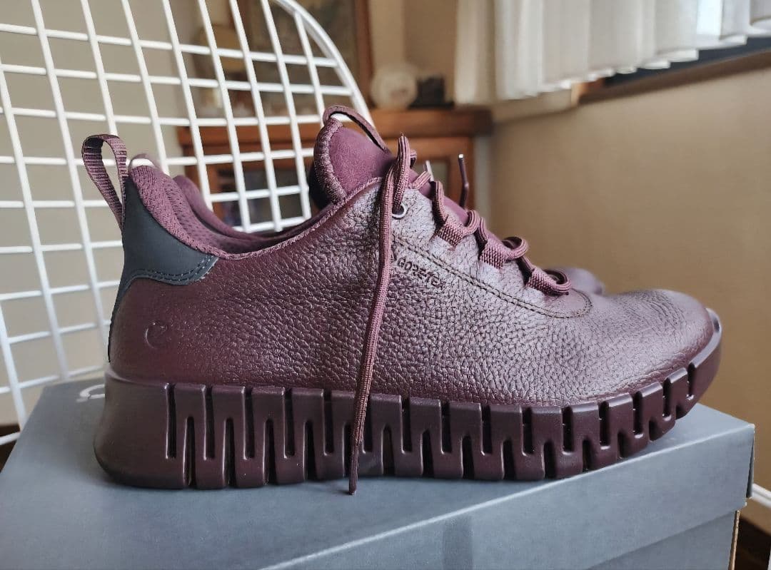 ecco エコー　グルーブ　ゴアテックス　シボレザー　スニーカー　40センチ