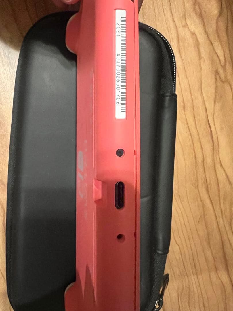 Switchライト本体　ポケットモンスターバイオレットのカセットとケース付き