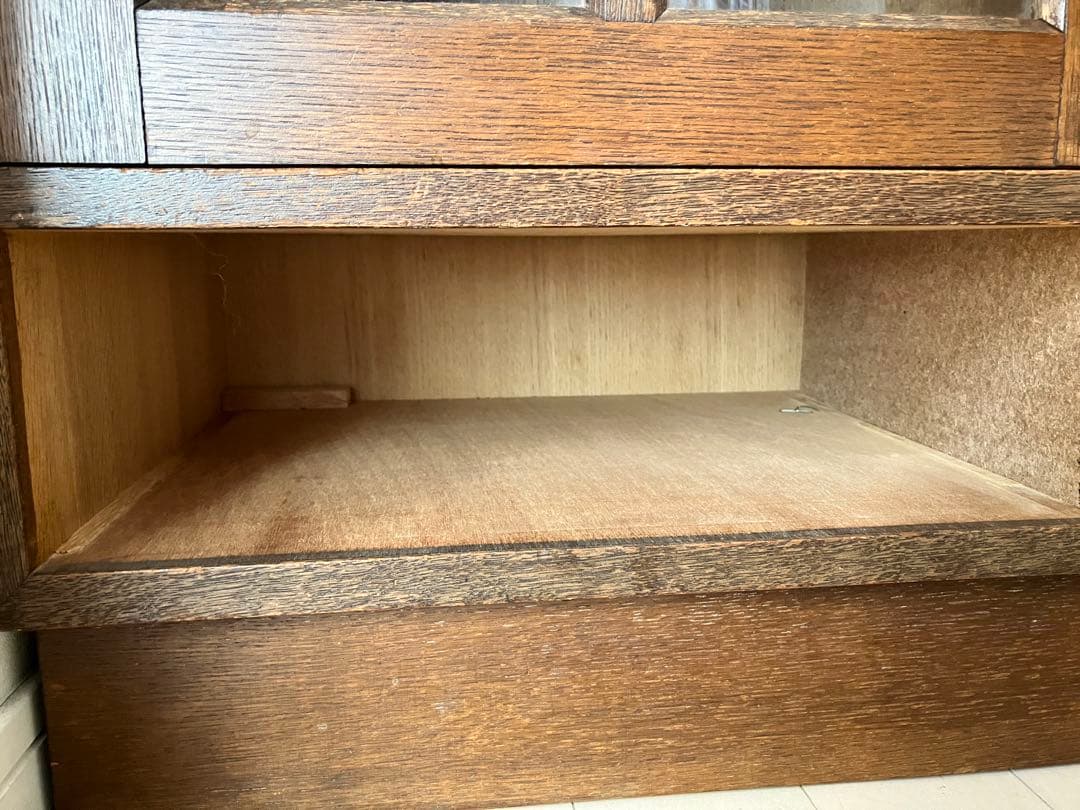 伊勢丹購入　書棚　ガラス戸　引き出し　シェルフ　木工　工芸　アンティークす