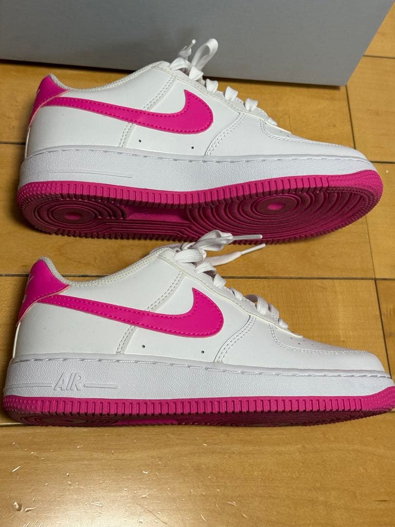 美品　Nike Air Force 1 23cm ホワイト/ピンク エアフォース