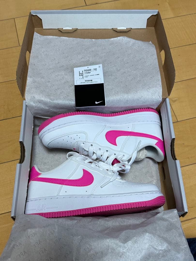 美品　Nike Air Force 1 23cm ホワイト/ピンク エアフォース