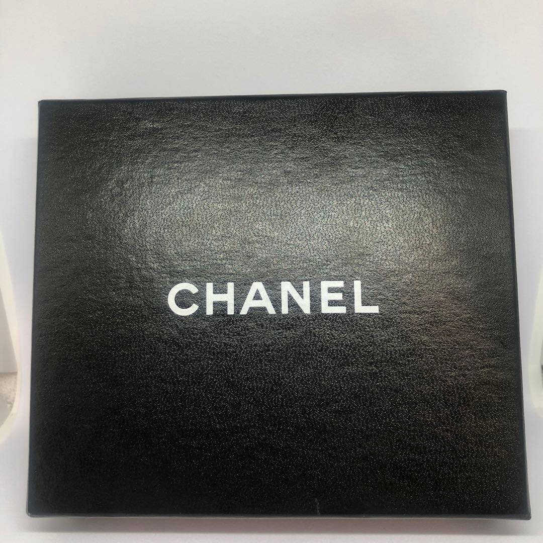 【早い者勝ち】CHANEL シャネル　三つ折り財布　ブラック　レザー　ココボタン