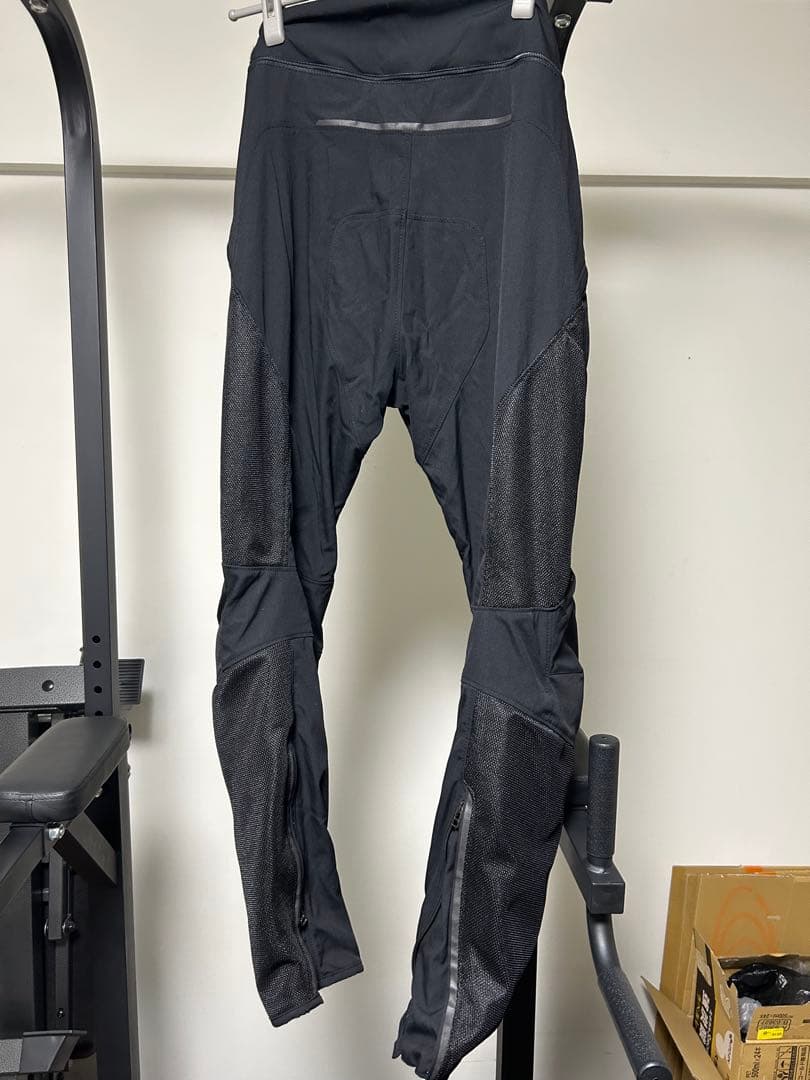 ダイネーゼ、バイクパンツ ブラック サイズ50 メッシュパネル付き、夏用