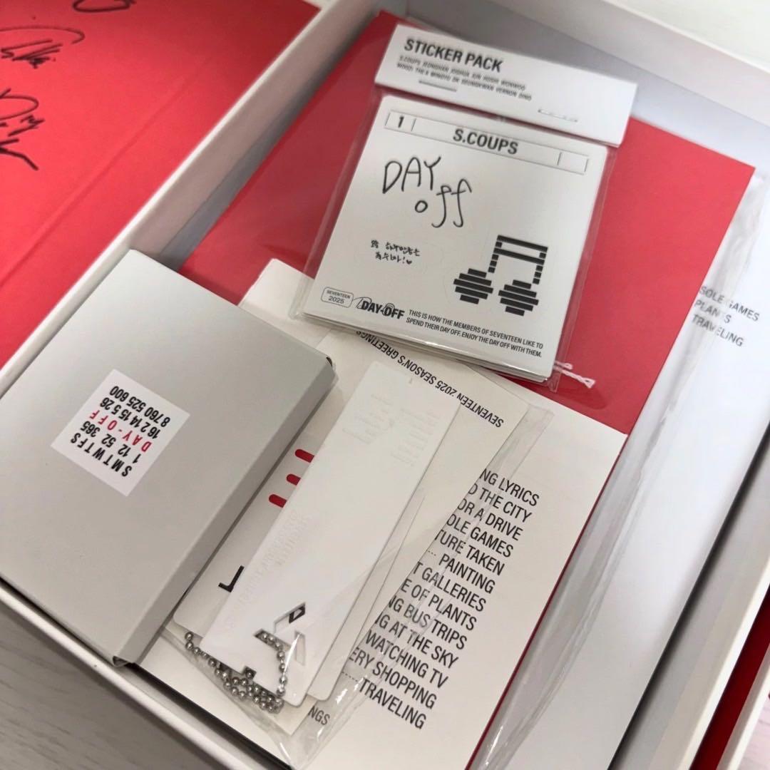 直筆サイン入りSEVENTEEN 2025 SEASON'S GREETINGS