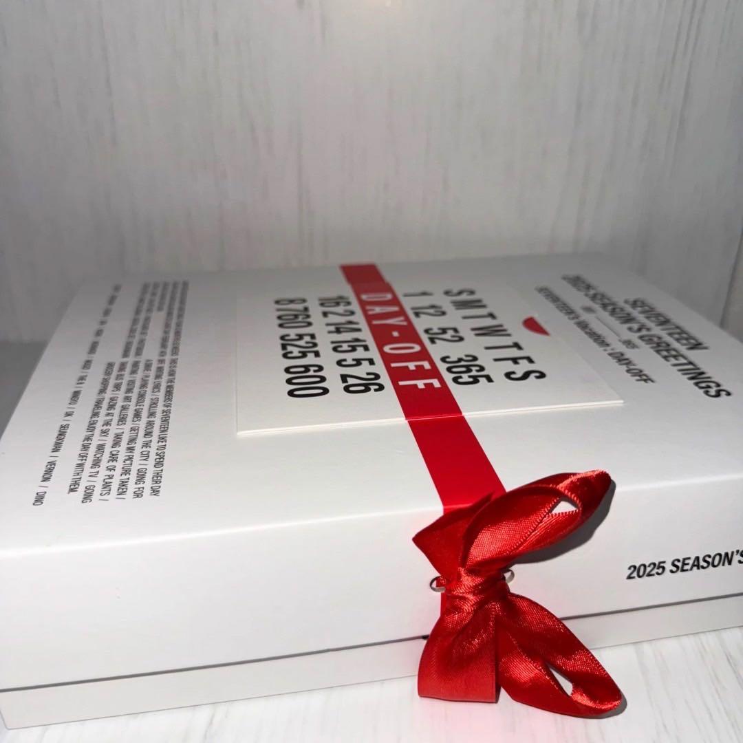 直筆サイン入りSEVENTEEN 2025 SEASON'S GREETINGS