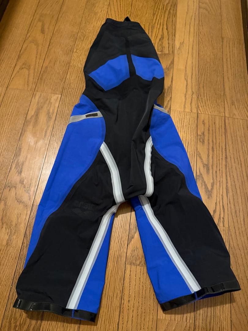 試着のみ　アリーナ　競泳水着　高速水着　アルティメットアクアフォースX CP L