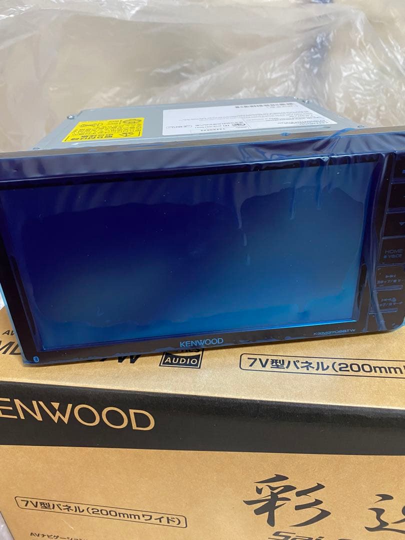 値下げしました‼️KENWOOD彩速ナビ7型ワイド【KXMG706BTW】