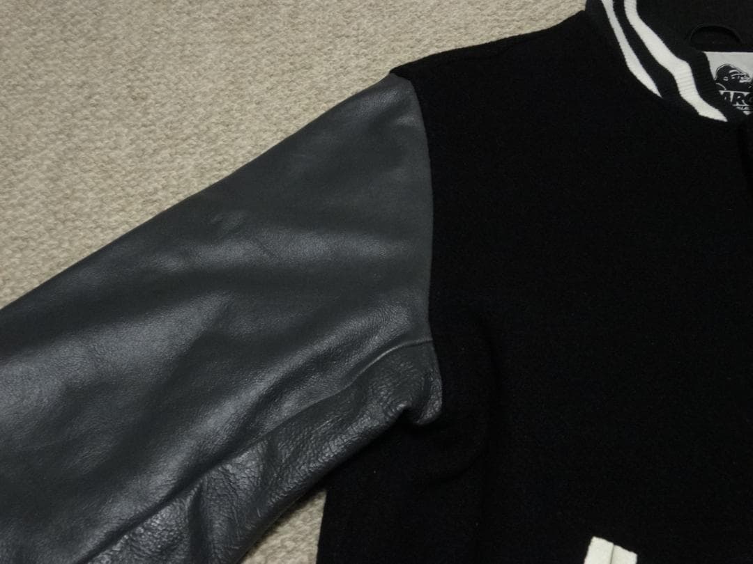 名作　エクストララージ　シカゴ・カブス　パロディー　スタジャン　黒　レザー　牛革