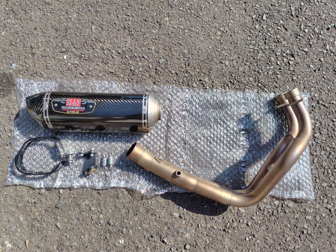 USAヨシムラ　フルエキゾーストマフラー　yzf-r7,MT-07,XSR700