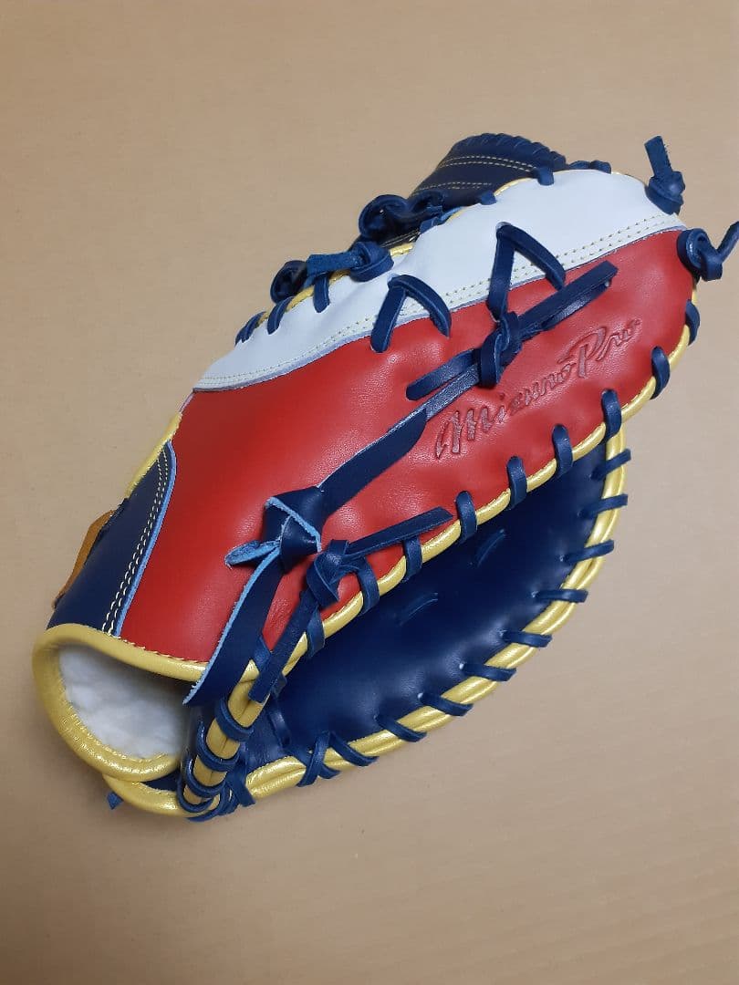 限定品ミズノプロ、一般軟式用ファーストミット新品