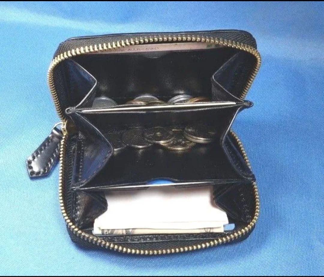 レザークラフト コードバン★HG 使い易いコンパクト小銭入れ 黒色【写真現品】