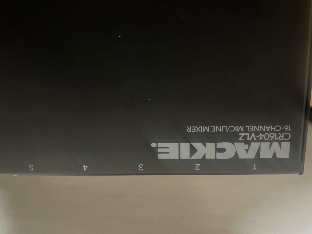 MACKIE CR1604-VLZ アナログミキサー