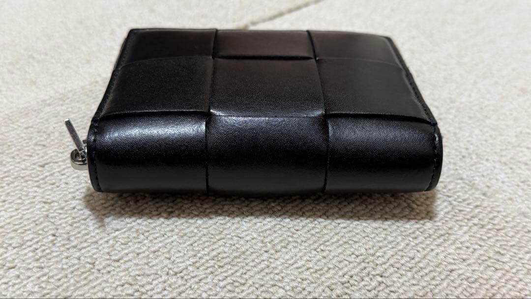 BOTTEGA VENETA ジップアラウンドウォレット 二つ折り財布　ブラック