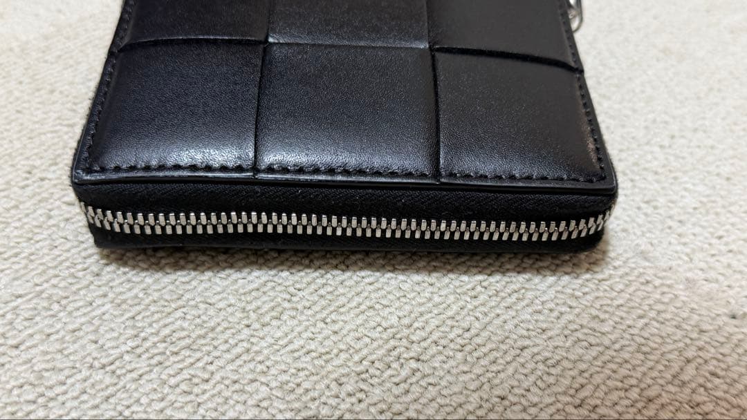 BOTTEGA VENETA ジップアラウンドウォレット 二つ折り財布　ブラック