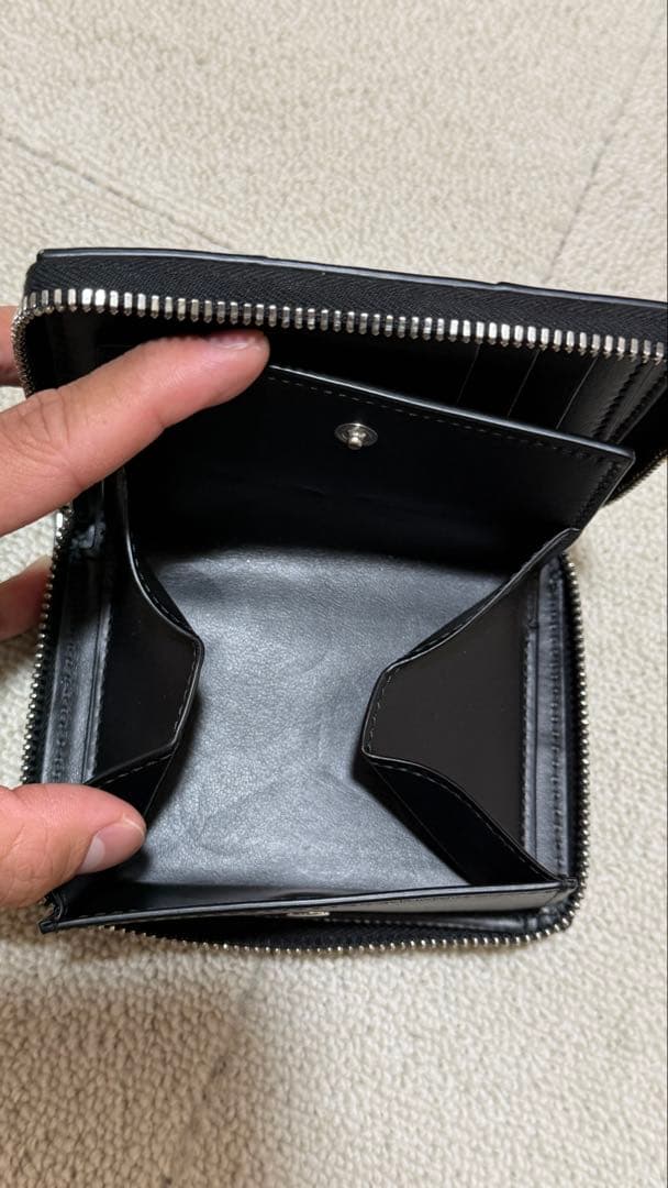 BOTTEGA VENETA ジップアラウンドウォレット 二つ折り財布　ブラック