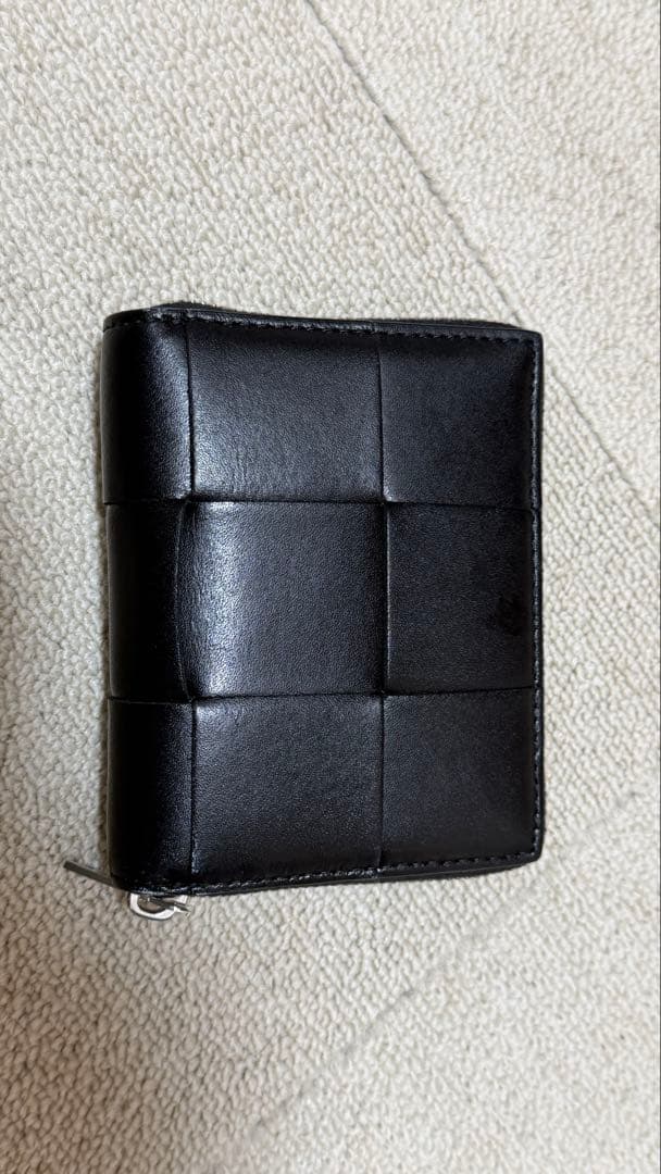BOTTEGA VENETA ジップアラウンドウォレット 二つ折り財布　ブラック