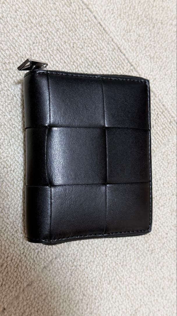 BOTTEGA VENETA ジップアラウンドウォレット 二つ折り財布　ブラック