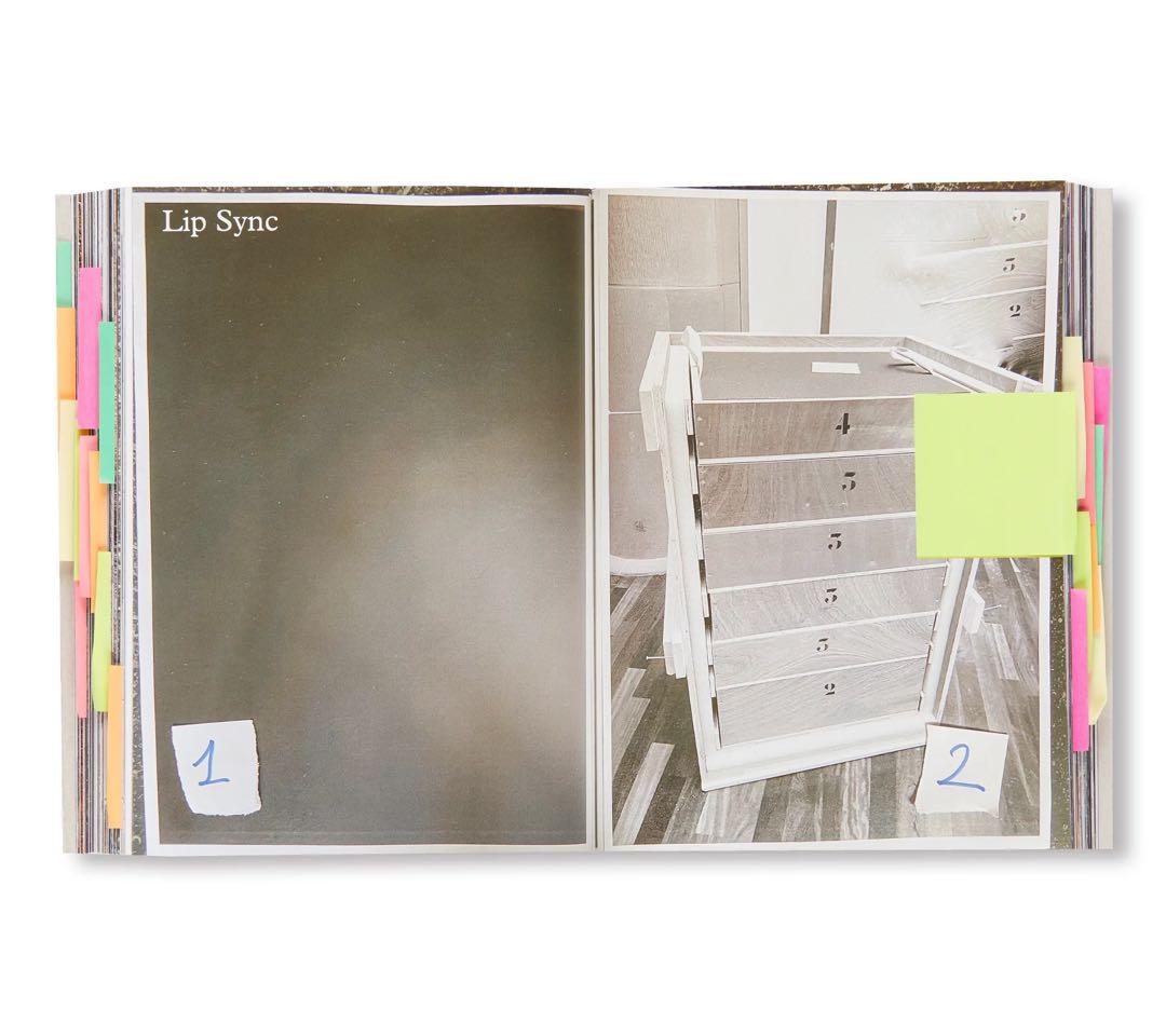 MARTIN MARGIELA 展覧会図録