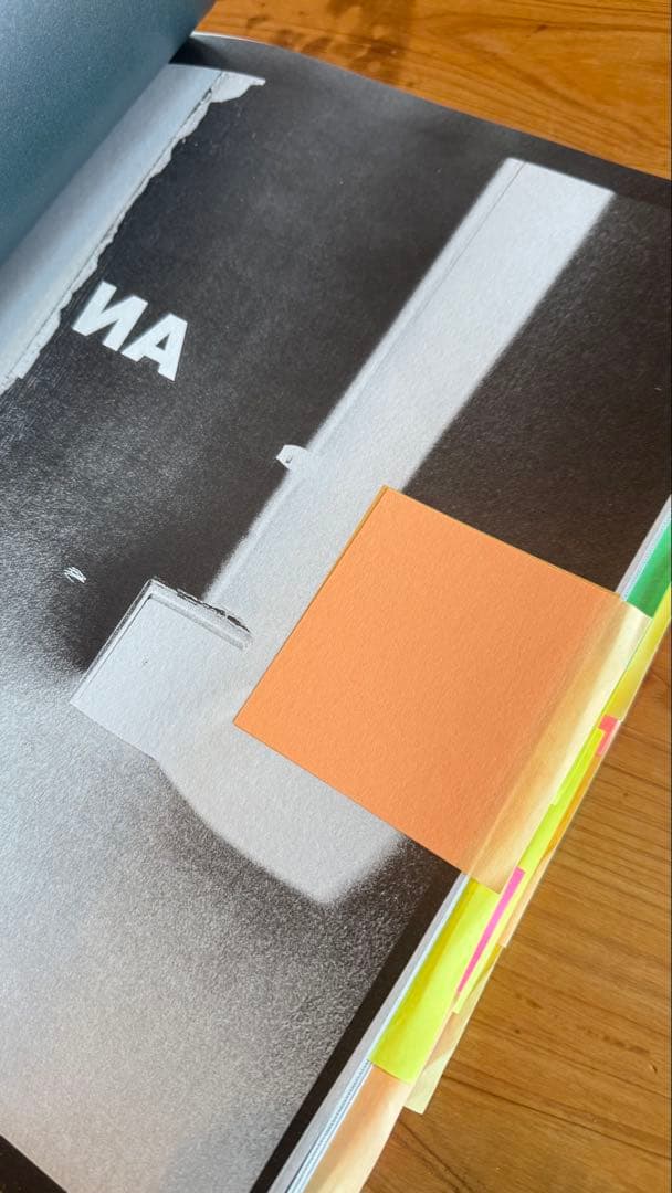 MARTIN MARGIELA 展覧会図録