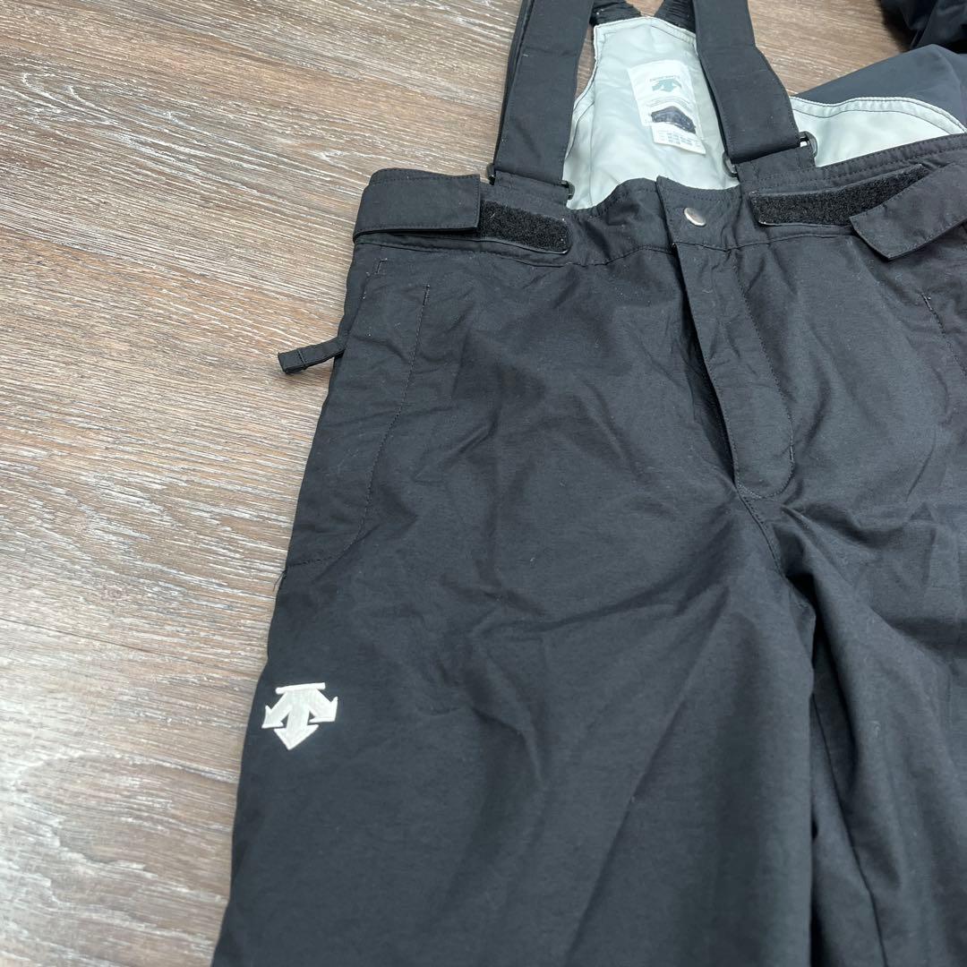 デサント　美品　　セットアップ　上下　スキーウェア　130 男の子