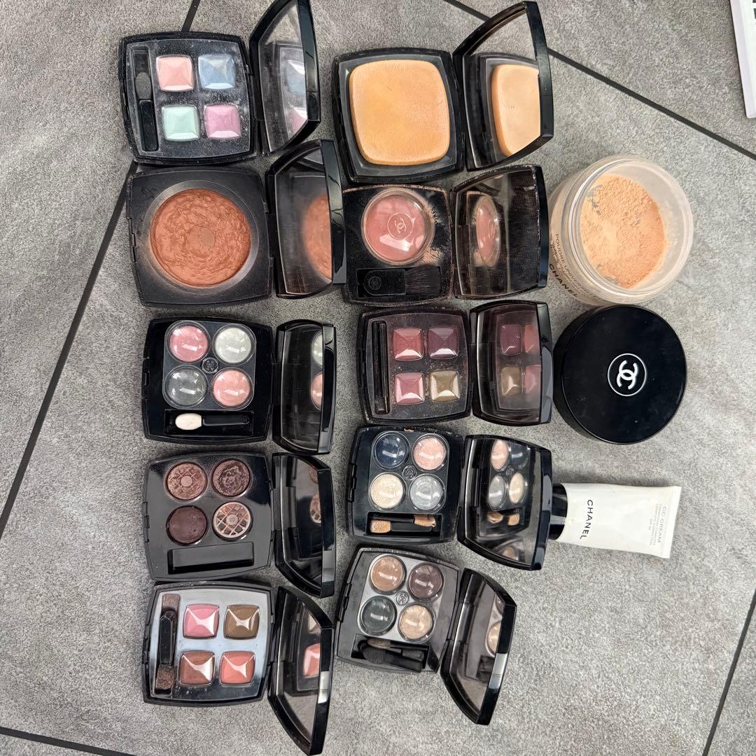 シャネル　化粧品　鏡　拡大鏡　アイシャドウ　チーク　パウダー　下地　まとめ売り