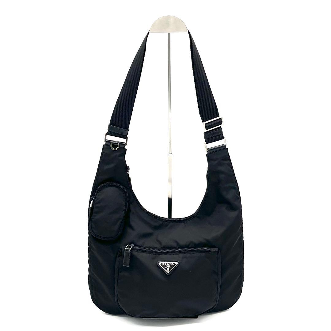 PRADA プラダ ナイロンショルダー 三角ロゴ 斜め掛け 多収納 軽量