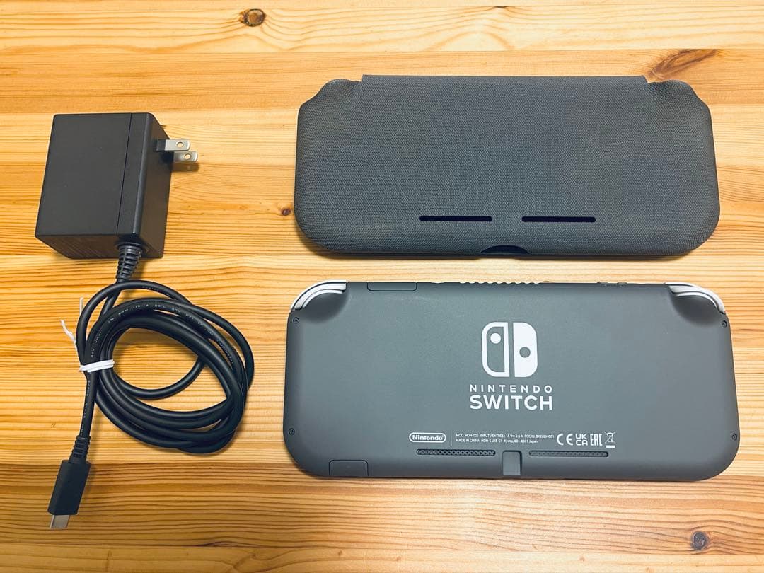 【値下げ済】Nintendo Switch Lite 本体+他付属品