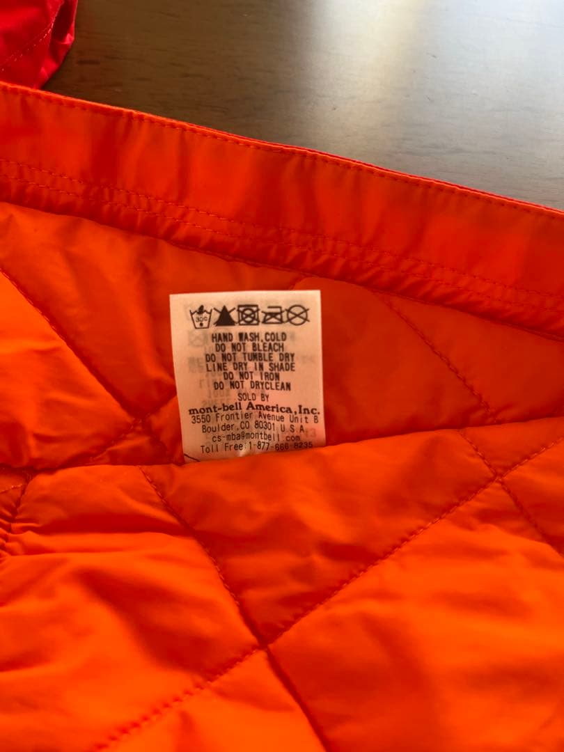 montbell 赤 フード付ベビージャンプスーツ80cm
