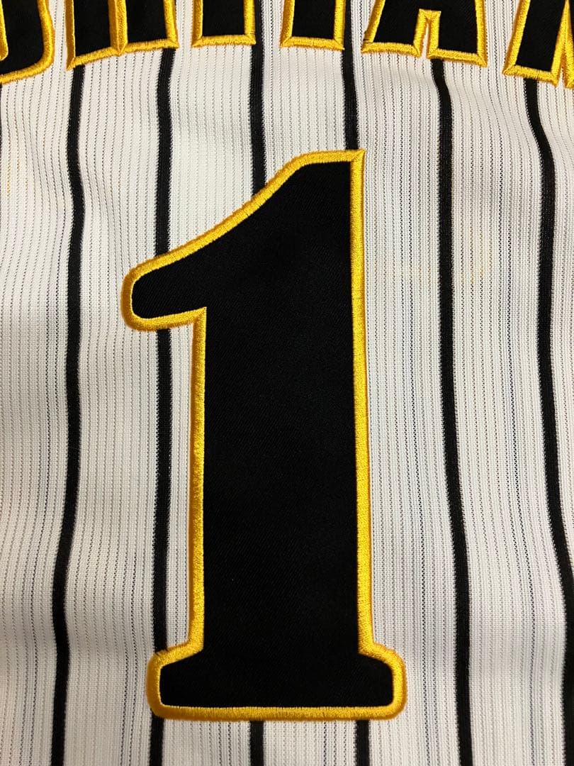 鳥谷敬　ユニフォーム　阪神タイガース　当時　シャープ産業　ミズノ　WBC M