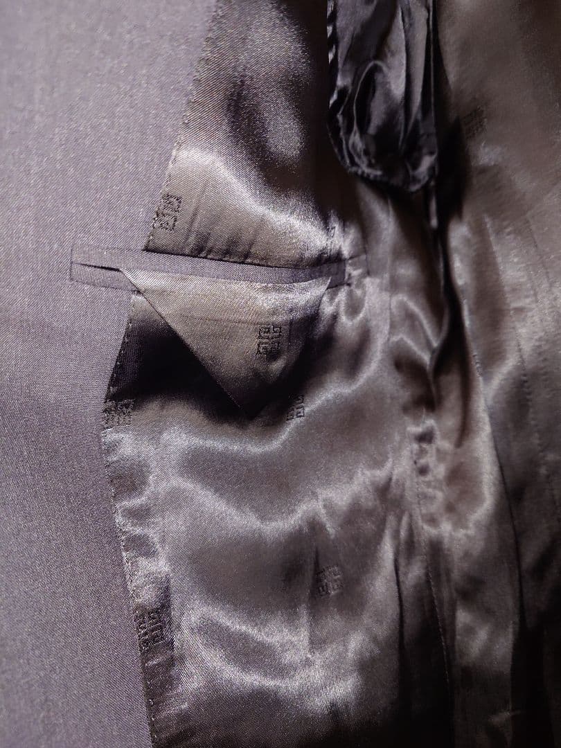 r*e様 GIVENCHY テクスチャードウールテーラードジャケット