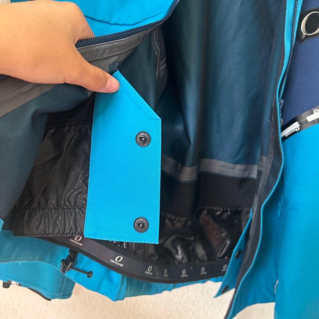 オンヨネスキーウェアサロモンチーム上