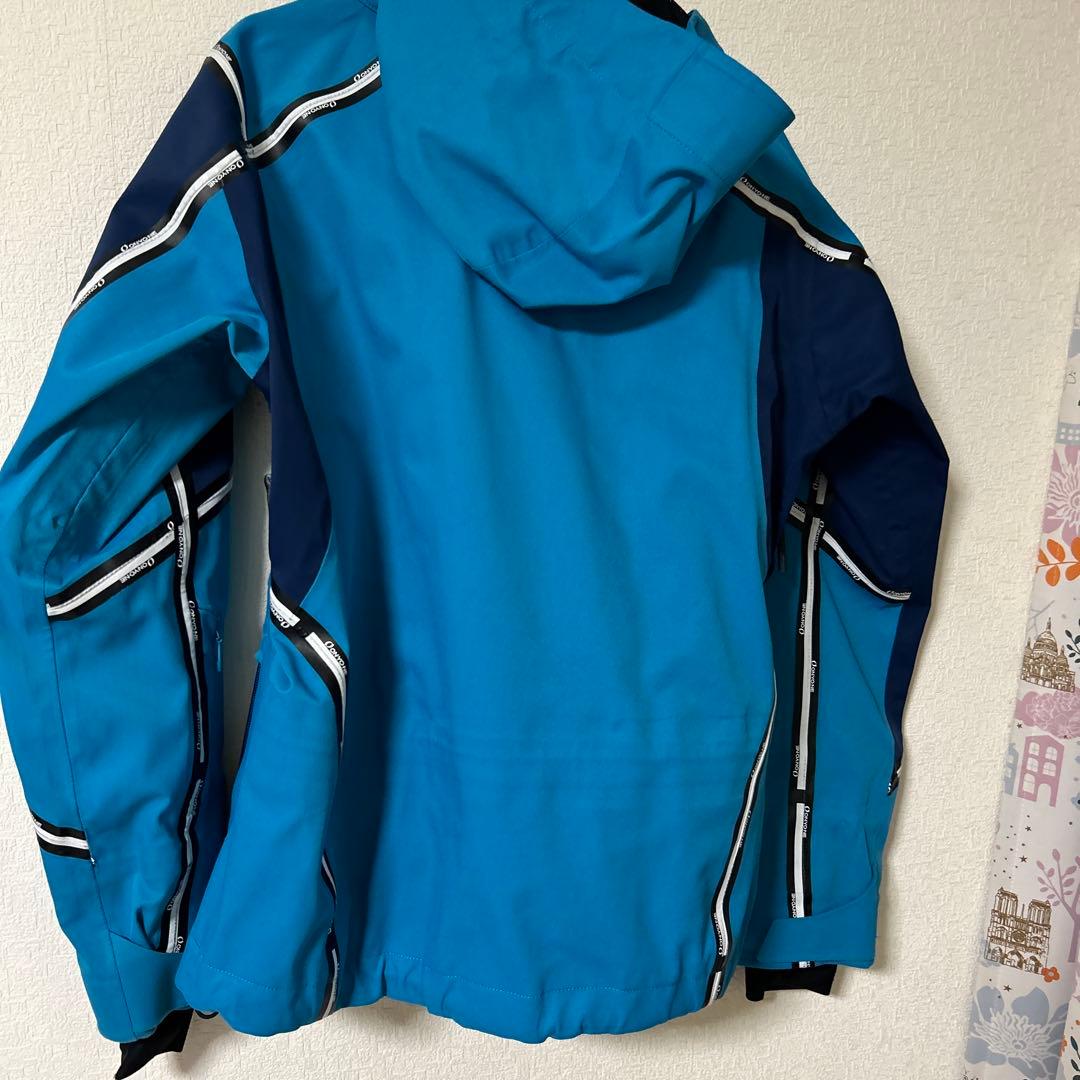 オンヨネスキーウェアサロモンチーム上