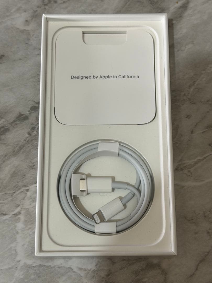 iPhone13 ホワイト 256GB