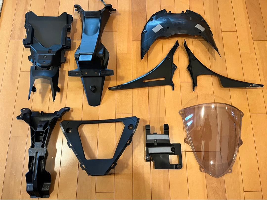 Suzuki GSX-R カウルセット 青/黒