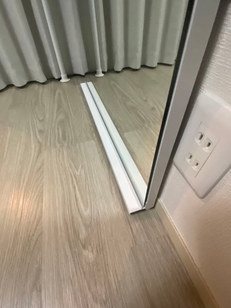 大型　鏡　壁ミラーつっぱりタイプ（つっぱりミラー）