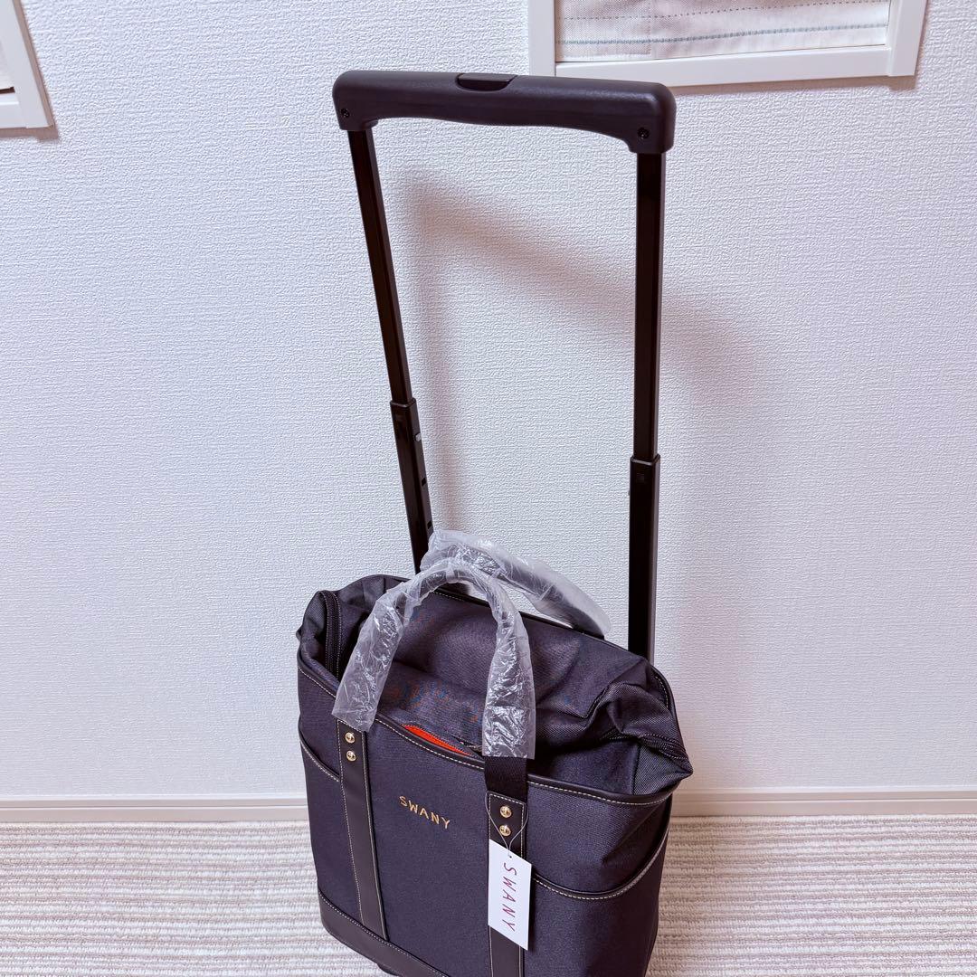 新品✨＜Ｍサイズ＞スワニー トートキャリーアクティブタウントート４輪ストッパー付