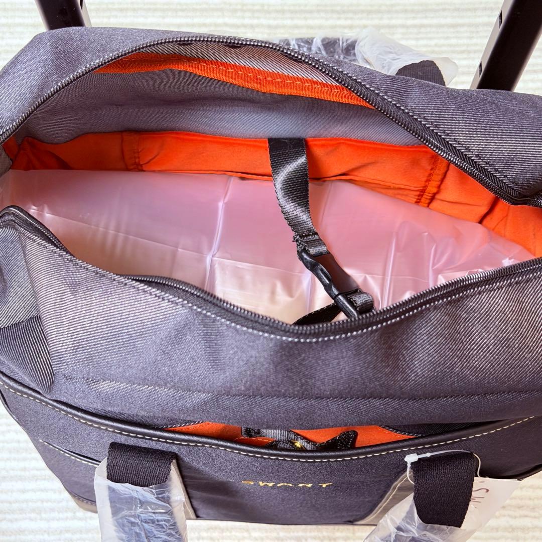 新品✨＜Ｍサイズ＞スワニー トートキャリーアクティブタウントート４輪ストッパー付