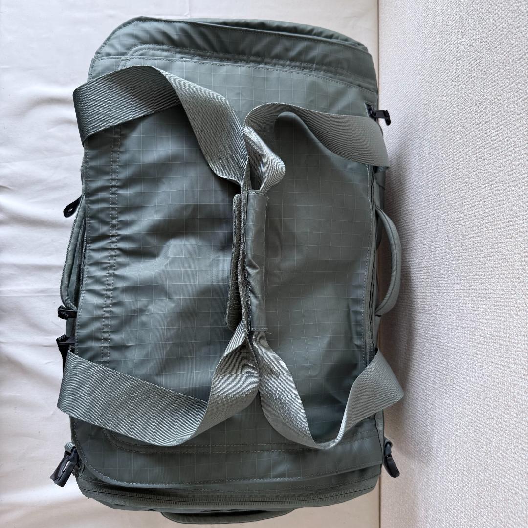 ノースフェイス ベースキャンプボイジャーライト 42L未使用