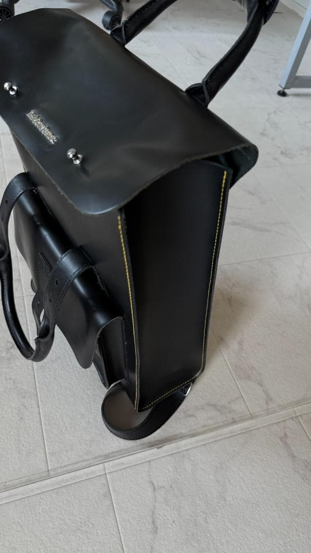 Dr. Martens ブラックレザー バックパック